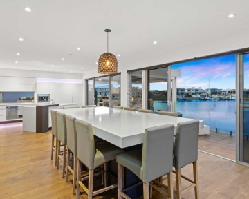 Photography - Lindsay Moller Productions